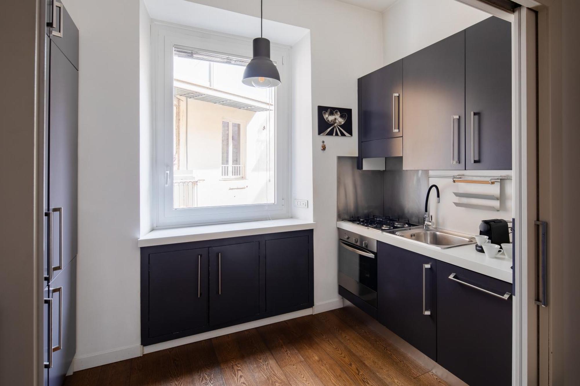 2 Bedrooms Flat Near Via Veneto * Rom